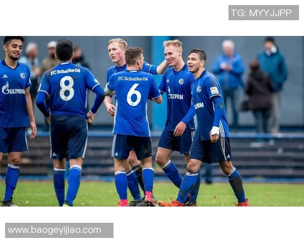 国家足球赛事的魅力与发展对提升国民凝聚力的重要影响分析 国家足球赛事的魅力与发展对提升国民凝聚力的重要影响分析